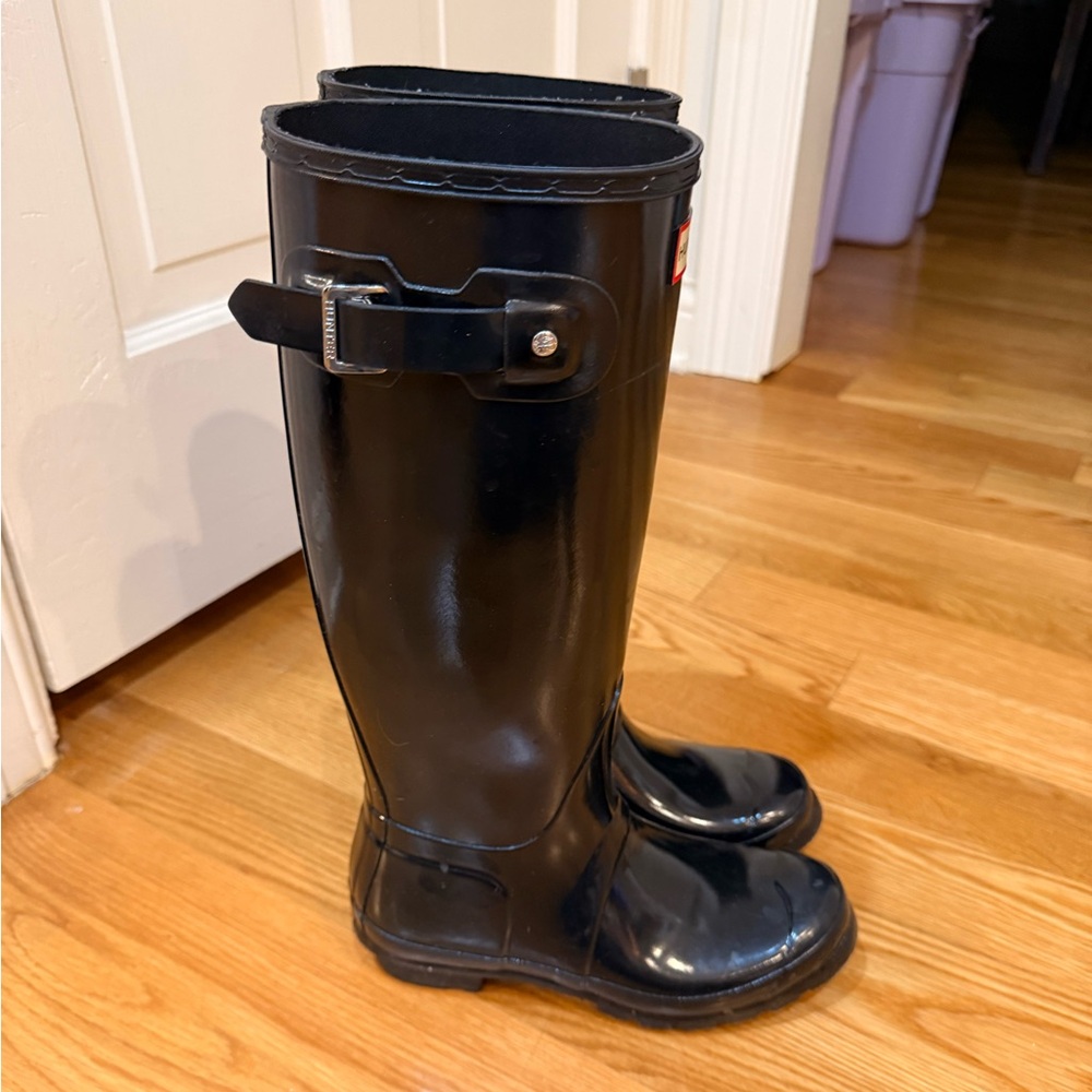 Hunter Classic Tall Black Glossy Boots - Picture 7 of 13